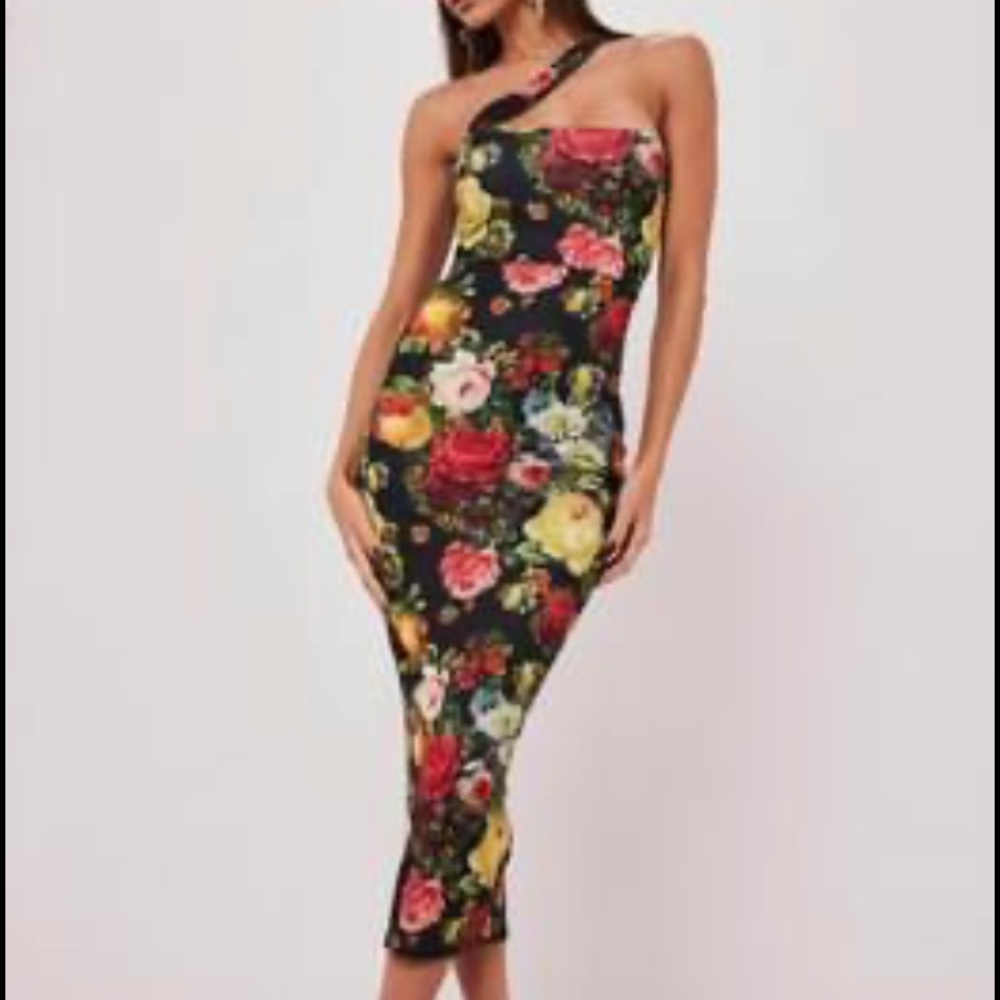 Floral asymmetrical strap body con midi brand new